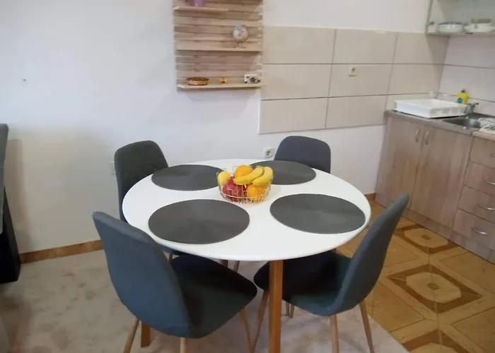 Chez Marthe, Welcoming Tranquil Area Knin